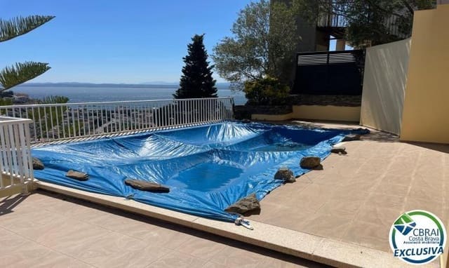 4 soveværelse Villa til salg i Roses med swimmingpool garage - € 750.000 (Ref: 8349035)