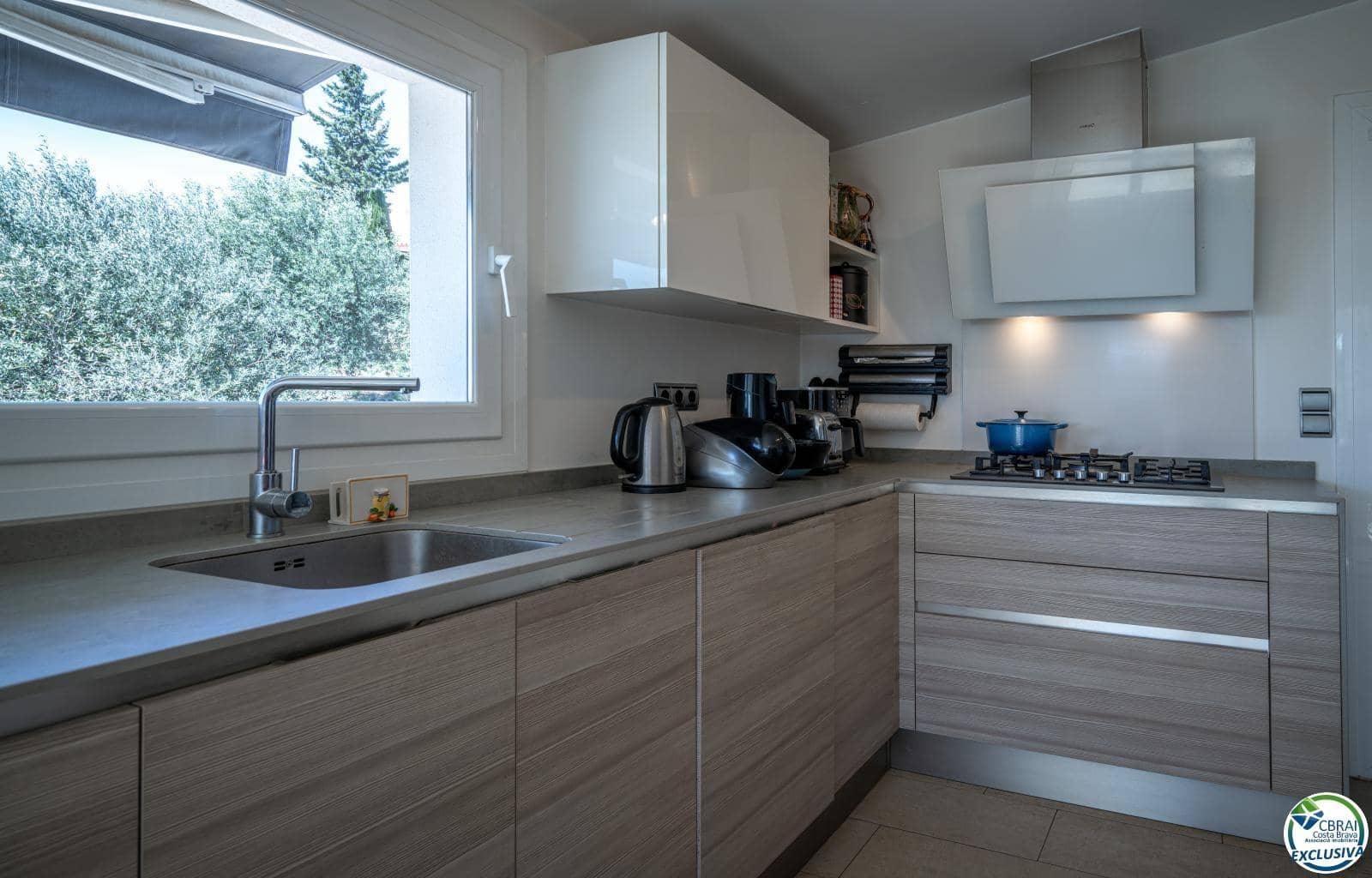 3 soveværelse Villa til salg i Palau-saverdera med swimmingpool garage - € 890.000 (Ref: 8377642)