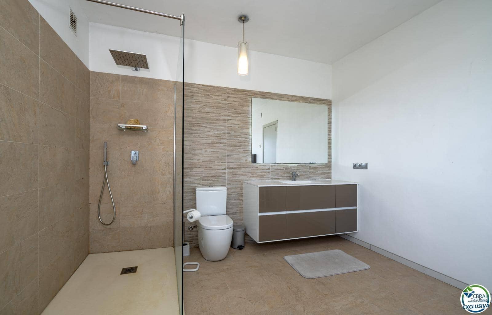 3 soveværelse Villa til salg i Palau-saverdera med swimmingpool garage - € 890.000 (Ref: 8377642)