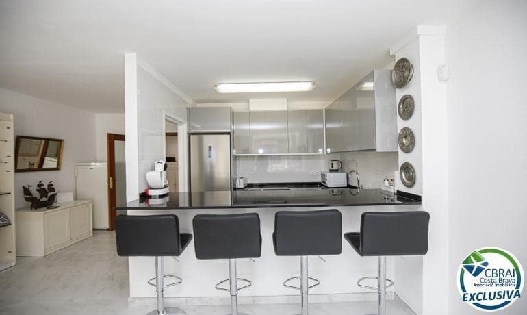 2 sypialnia Apartament na sprzedaż w Empuriabrava - 360 000 € (Ref: 8385457)