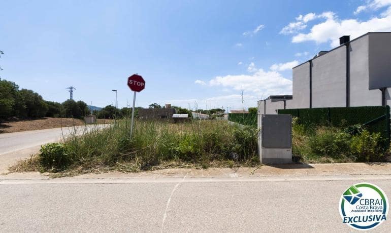 Building Plot for sale in Roses - € 138,000 (Ref: 8430585)