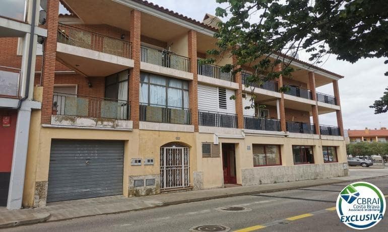 4 soveværelse Villa til salg i Roses - € 286.000 (Ref: 8445755)