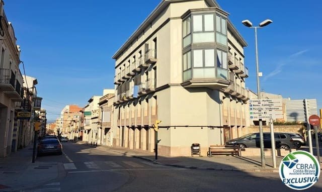 Comercial para venda em Figueres - 149 000 € (Ref: 8456998)