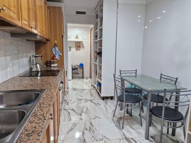 4 camera da letto Attico in vendita in Figueres - 195.000 € (Rif: 8561465)
