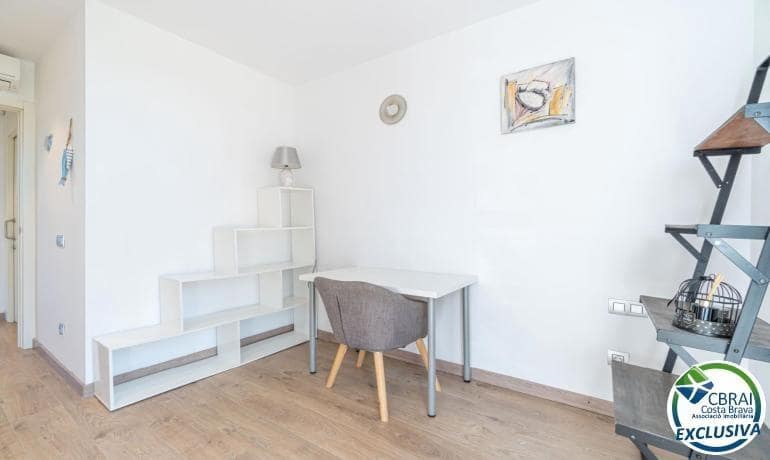 3 bedroom Apartment for sale in Roses - € 425,000 (Ref: 8568476)