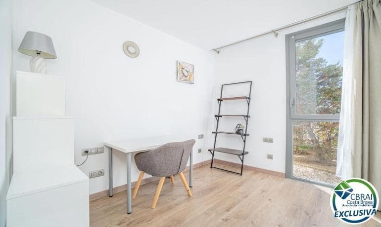 3 bedroom Apartment for sale in Roses - € 425,000 (Ref: 8568476)