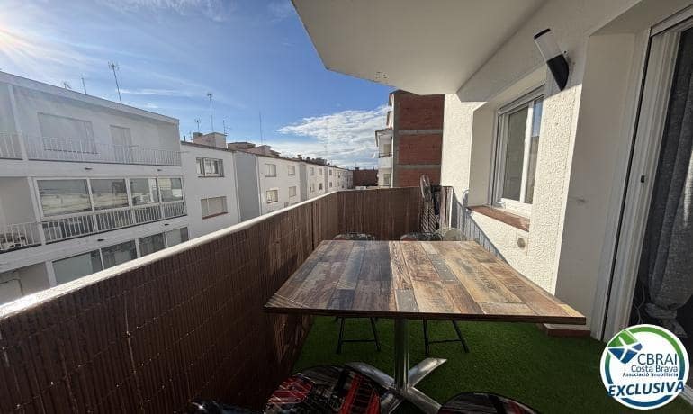 2 bedroom Apartment for sale in Roses - € 169,000 (Ref: 8603663)