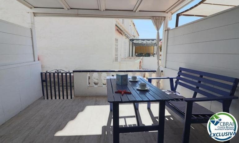 1 soveværelse Villa til salg i Empuriabrava - € 135.000 (Ref: 8604618)