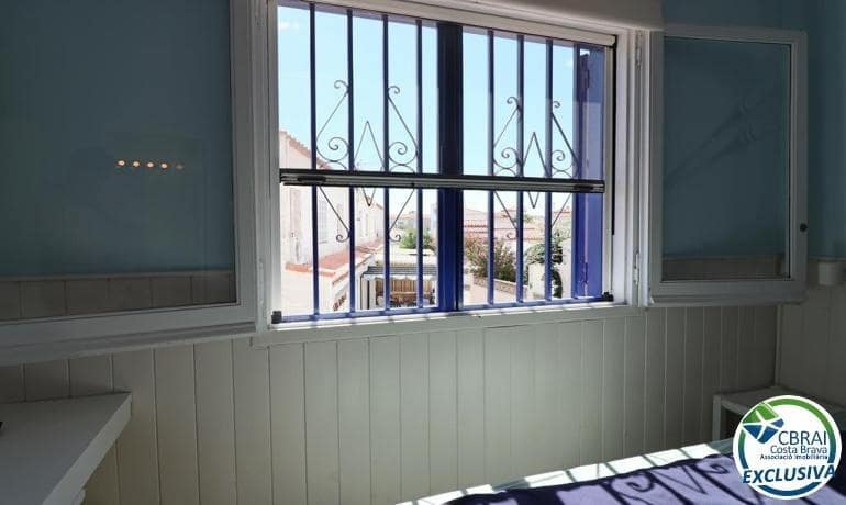 1 soveværelse Villa til salg i Empuriabrava - € 135.000 (Ref: 8604618)