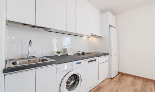 Studio till salu i Santa Margarida, Roses - 125 000 € (Ref: 8608460)