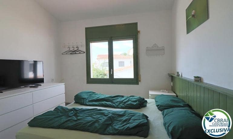 1 bedroom Townhouse for sale in Empuriabrava - € 142,000 (Ref: 8612718)