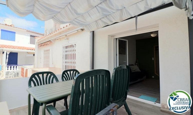 1 bedroom Townhouse for sale in Empuriabrava - € 142,000 (Ref: 8612718)