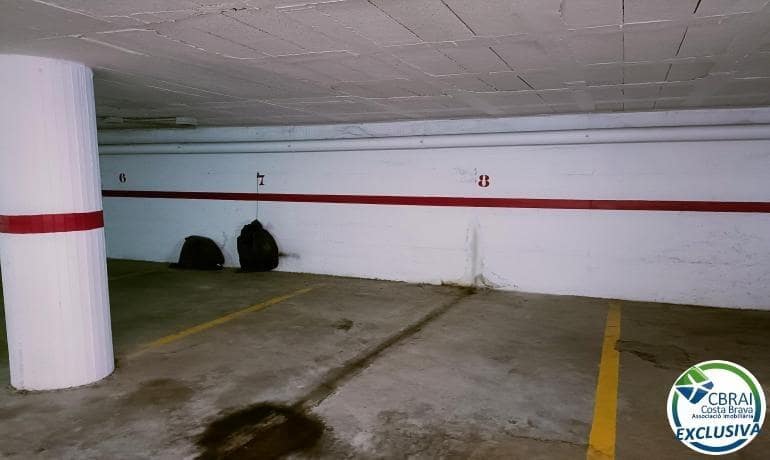 Garage for sale in Llanca - € 13,200 (Ref: 8620112)