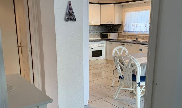 2 bedroom Apartment for sale in Roses - € 279,000 (Ref: 8645169)