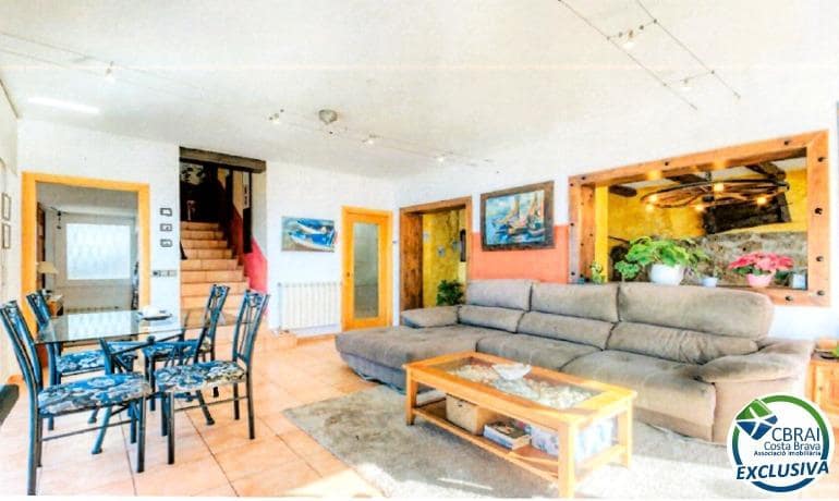 3 soveværelse Villa til salg i Roses med swimmingpool garage - € 790.000 (Ref: 8686246)