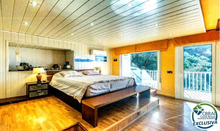 3 soveværelse Villa til salg i Roses med swimmingpool garage - € 790.000 (Ref: 8686246)