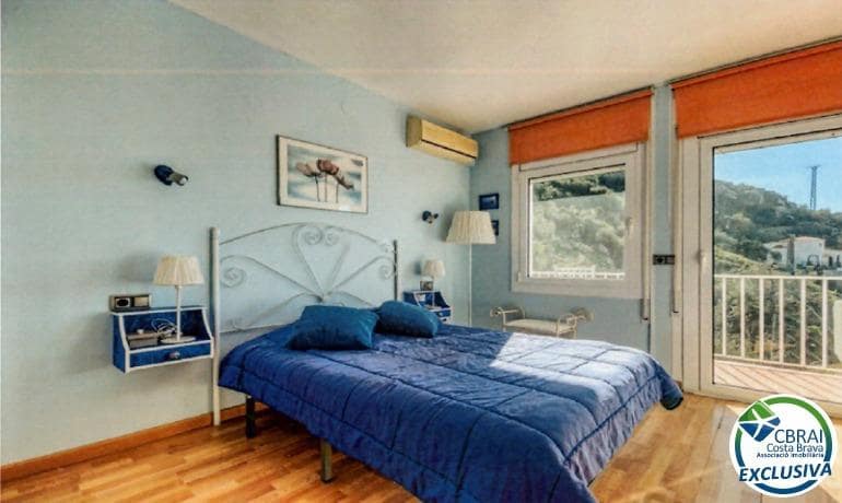 3 soveværelse Villa til salg i Roses med swimmingpool garage - € 790.000 (Ref: 8686246)