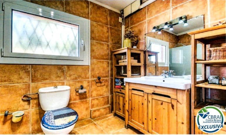 3 soveværelse Villa til salg i Roses med swimmingpool garage - € 790.000 (Ref: 8686246)