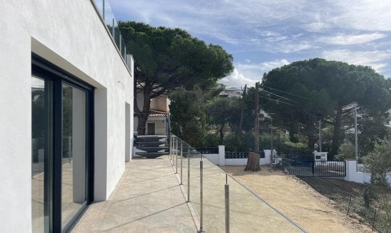 3 Zimmer Villa zu verkaufen in El Mas Fumats mit Pool - 669.000 € (Ref: 8743566)