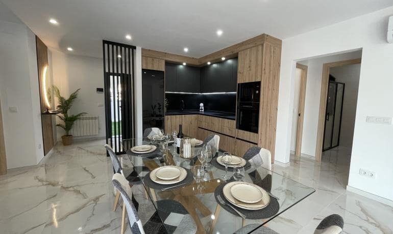 3 slaapkamer Villa te koop in El Mas Fumats met zwembad garage - € 659.000 (Ref: 8743566)