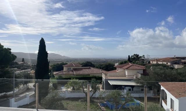 3 chambre Villa/Maison à vendre à El Mas Fumats, Roses avec piscine garage - 659 000 € (Ref: 8743566)