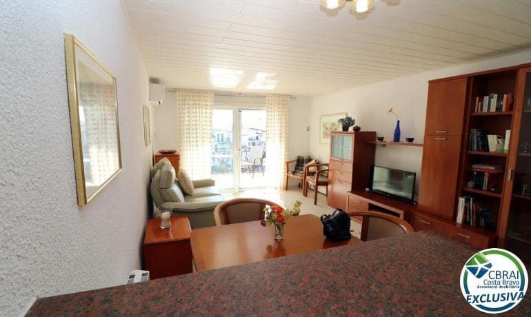 1 slaapkamer Appartement te koop in Empuriabrava - € 177.000 (Ref: 8784051)