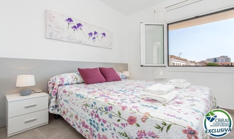 2 bedroom Apartment for sale in Empuriabrava - € 285,000 (Ref: 8817831)