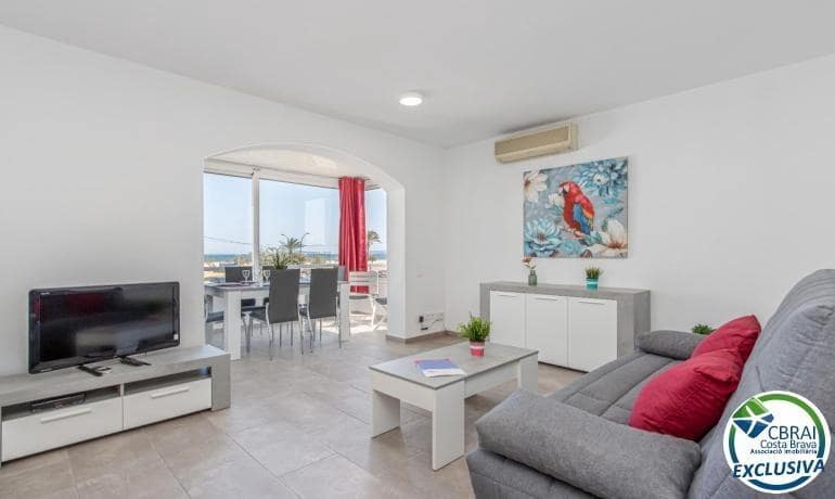 2 bedroom Apartment for sale in Empuriabrava - € 285,000 (Ref: 8817831)