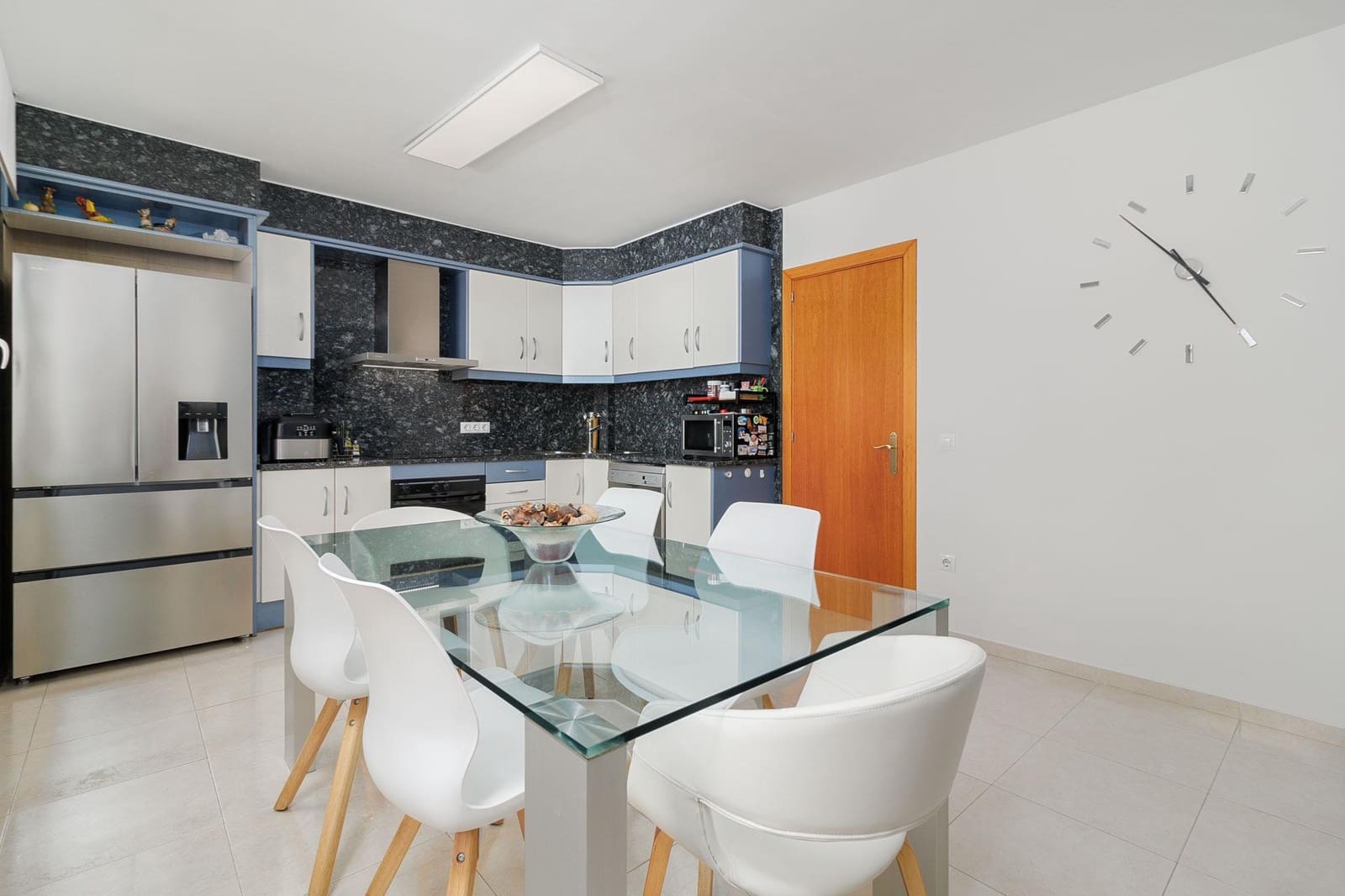 4 chambre Villa/Maison à vendre à Empuriabrava avec piscine garage - 335 000 € (Ref: 8849485)