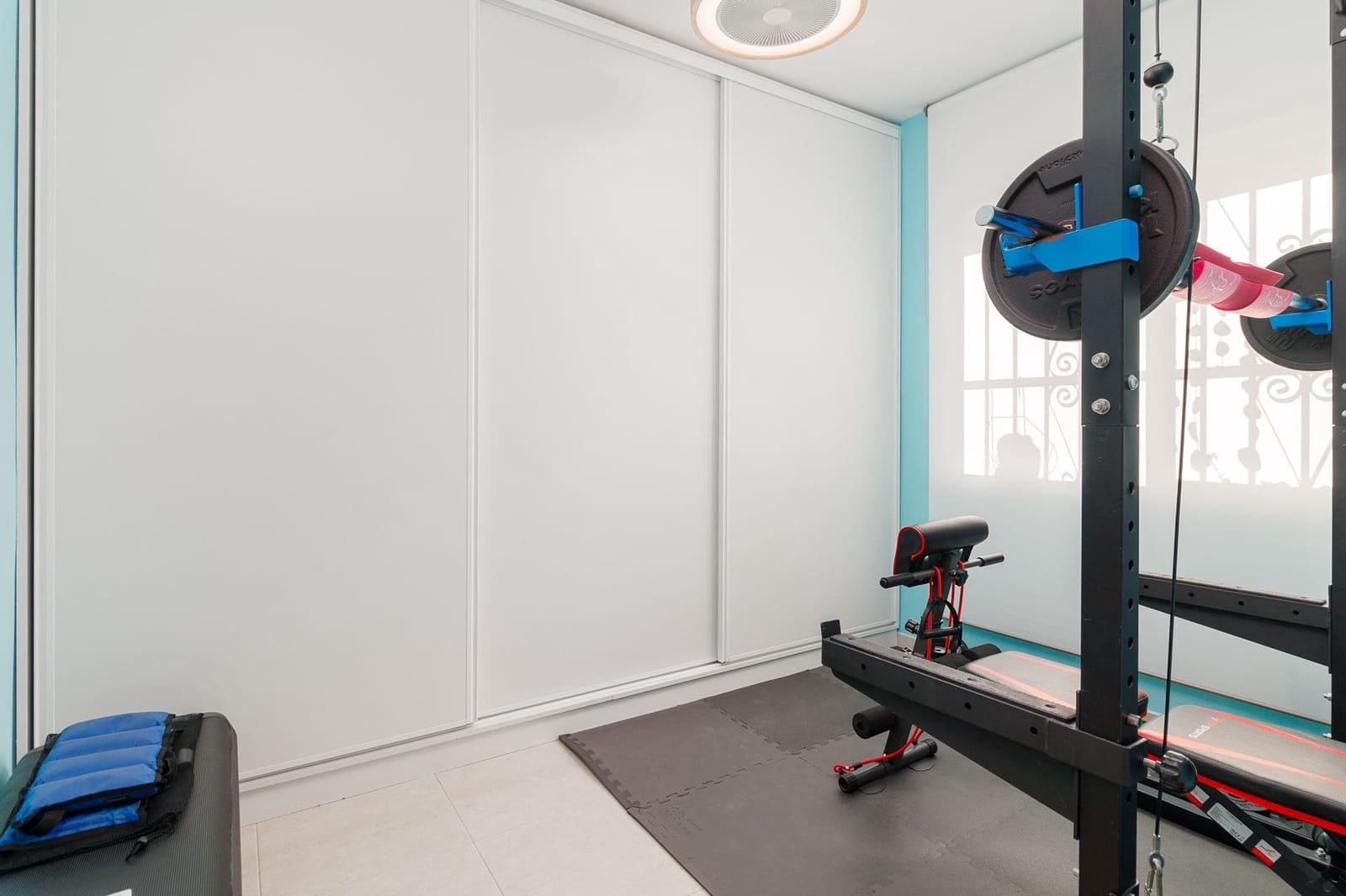 4 chambre Villa/Maison à vendre à Empuriabrava avec piscine garage - 335 000 € (Ref: 8849485)