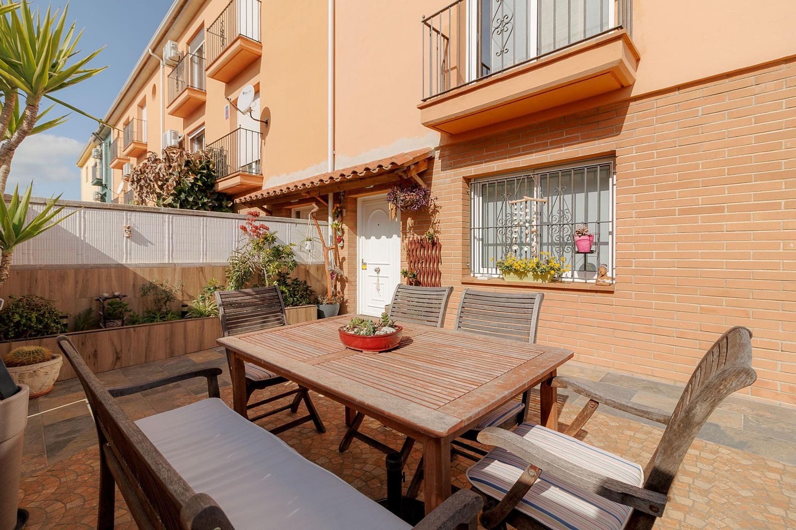 4 chambre Villa/Maison à vendre à Empuriabrava avec piscine garage - 335 000 € (Ref: 8849485)