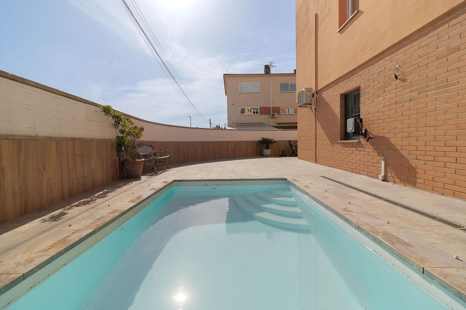 4 chambre Villa/Maison à vendre à Empuriabrava avec piscine garage - 335 000 € (Ref: 8849485)