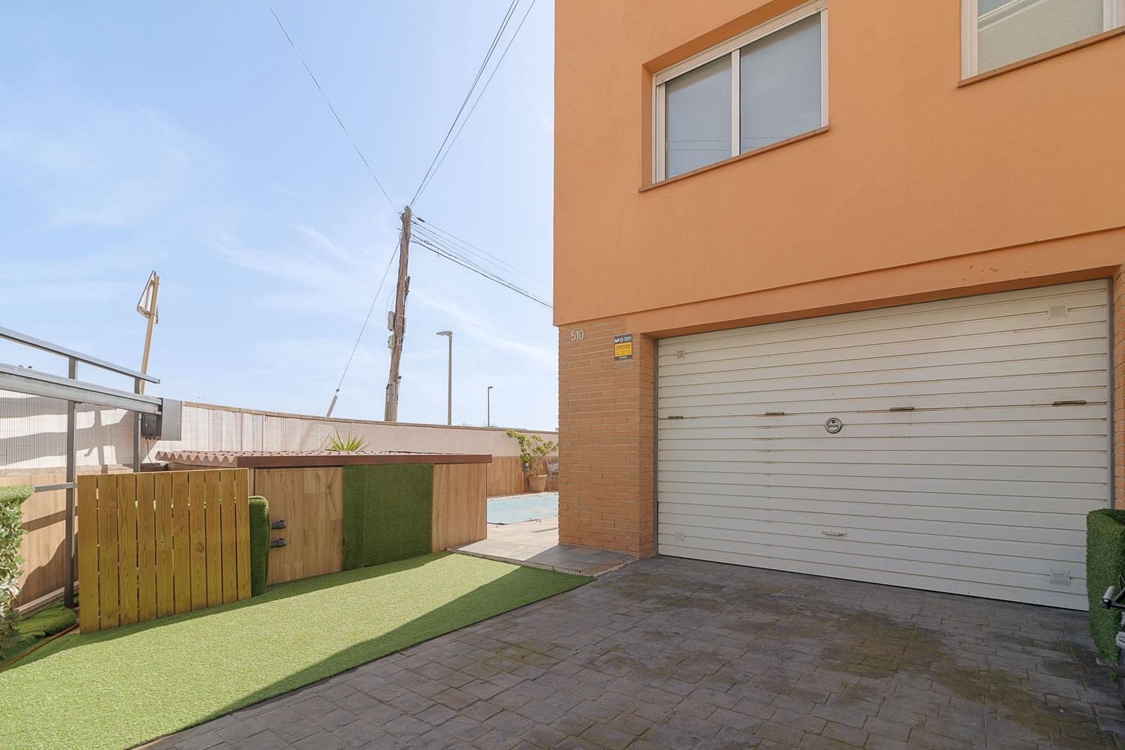 4 chambre Villa/Maison à vendre à Empuriabrava avec piscine garage - 335 000 € (Ref: 8849485)