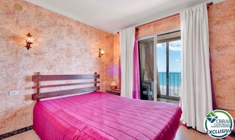 2 bedroom Apartment for sale in Empuriabrava - € 180,000 (Ref: 8874539)