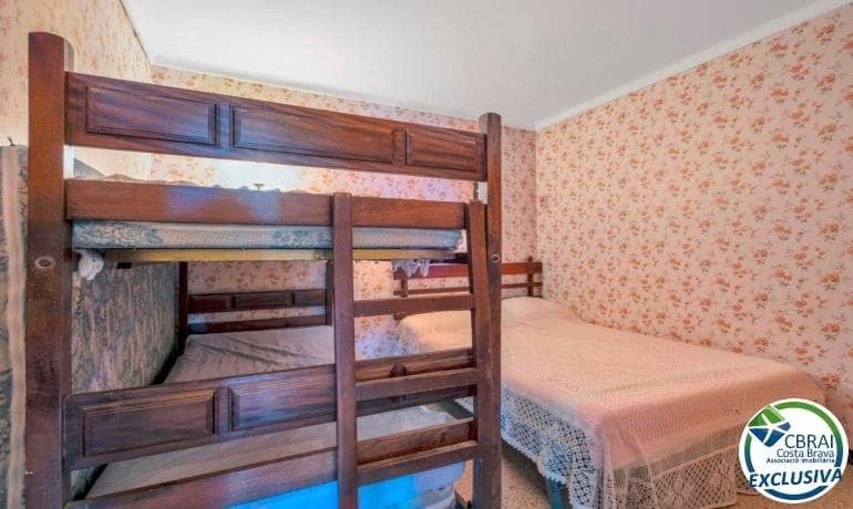 2 bedroom Apartment for sale in Empuriabrava - € 180,000 (Ref: 8874539)