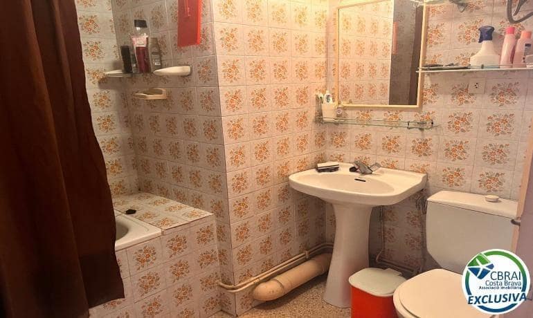 2 bedroom Apartment for sale in Empuriabrava - € 180,000 (Ref: 8874539)