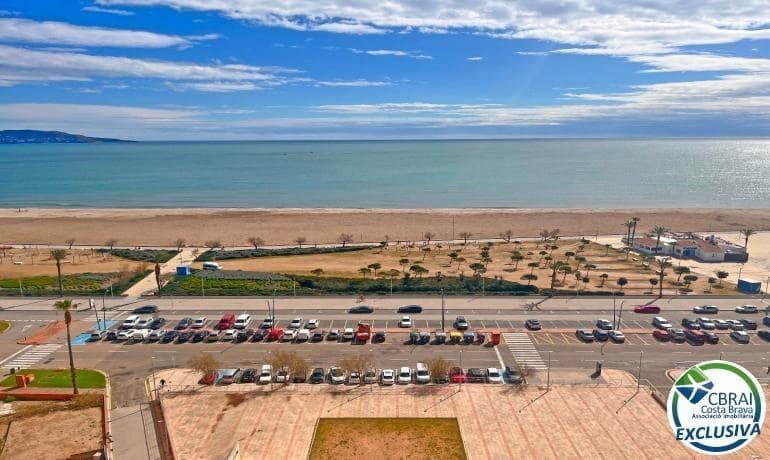 2 bedroom Apartment for sale in Empuriabrava - € 180,000 (Ref: 8874539)
