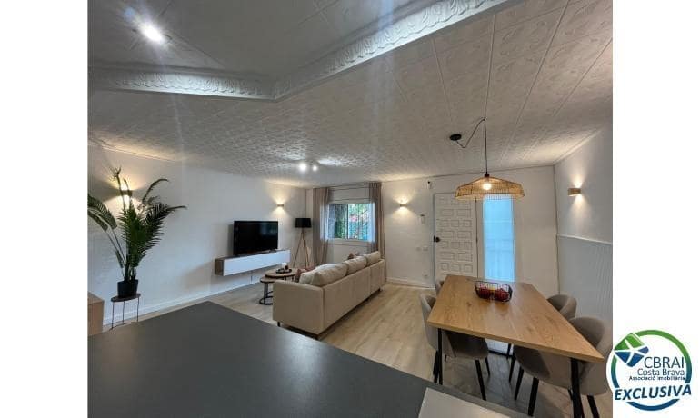 2 quarto Apartamento para venda em Empuriabrava - 265 000 € (Ref: 8881706)