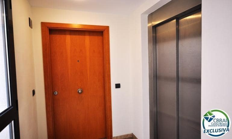 2 quarto Apartamento para venda em Roses com piscina - 550 000 € (Ref: 8902997)