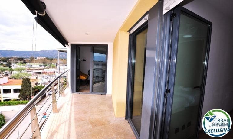 2 quarto Apartamento para venda em Roses com piscina - 550 000 € (Ref: 8902997)