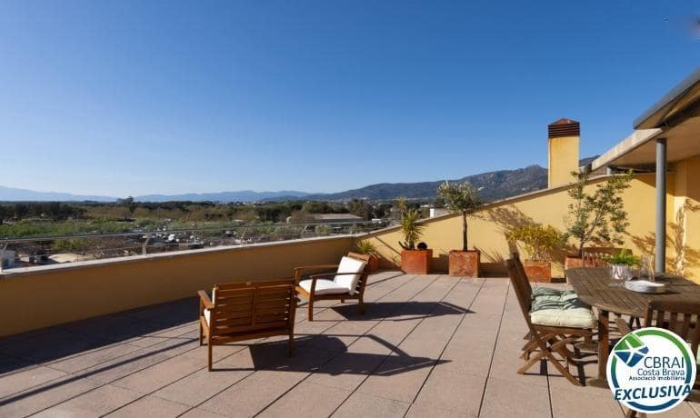 2 quarto Apartamento para venda em Roses com piscina - 550 000 € (Ref: 8902997)
