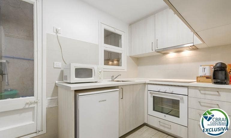 2 bedroom Apartment for sale in Roses - € 169,500 (Ref: 8902999)