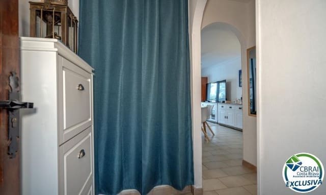 1 slaapkamer Appartement te koop in Empuriabrava, Castelló d'Empúries met zwembad garage - € 159.000 (Ref: 8912950)