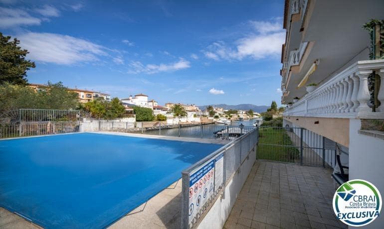 1 slaapkamer Appartement te koop in Empuriabrava met zwembad garage - € 159.000 (Ref: 8912950)