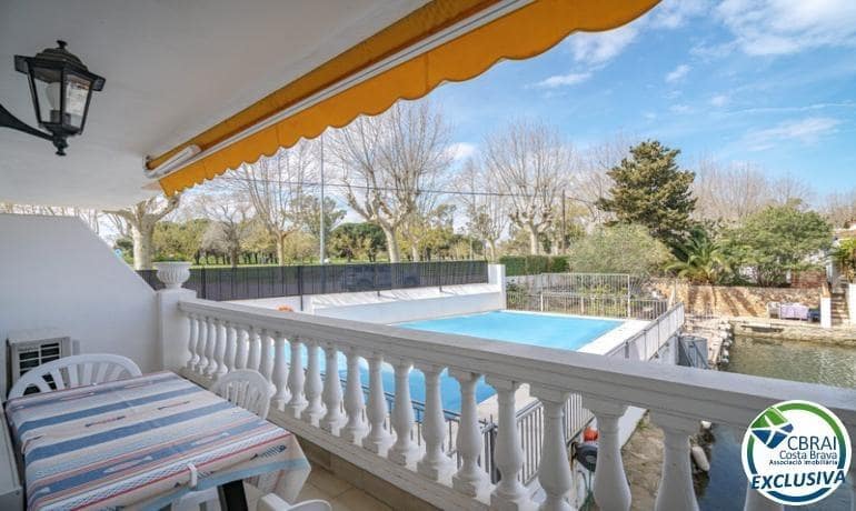 1 slaapkamer Appartement te koop in Empuriabrava met zwembad garage - € 159.000 (Ref: 8912950)