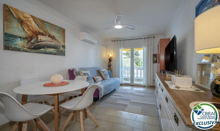 1 slaapkamer Appartement te koop in Empuriabrava met zwembad garage - € 159.000 (Ref: 8912950)