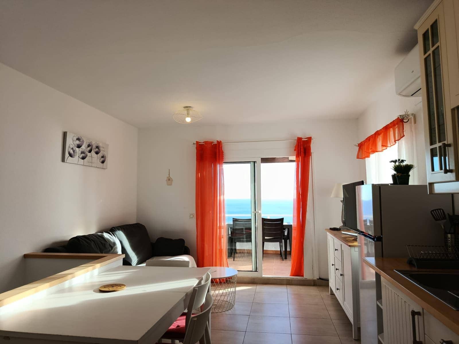 2 Zimmer Strandapartment zu verkaufen in Roses mit Pool - 325.000 € (Ref: 8935100)