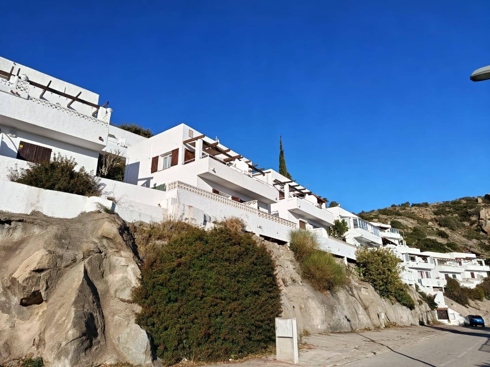 2 Zimmer Strandapartment zu verkaufen in Roses mit Pool - 325.000 € (Ref: 8935100)