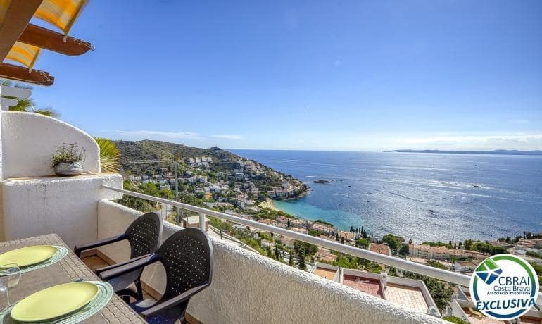 2 quarto Apartamento de Praia para venda em Roses com piscina - 315 000 € (Ref: 8935100)