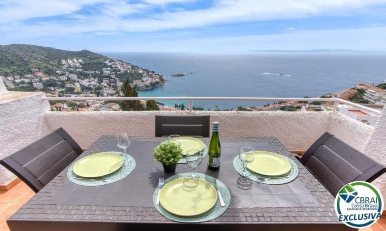 2 quarto Apartamento de Praia para venda em Roses com piscina - 315 000 € (Ref: 8935100)